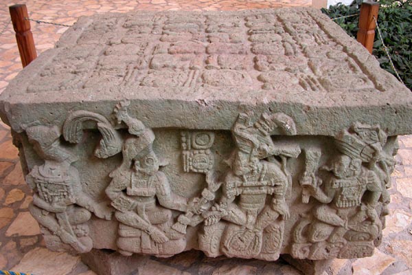Copan_0603_02