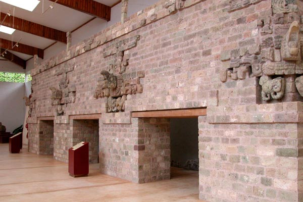Copan_0603_07
